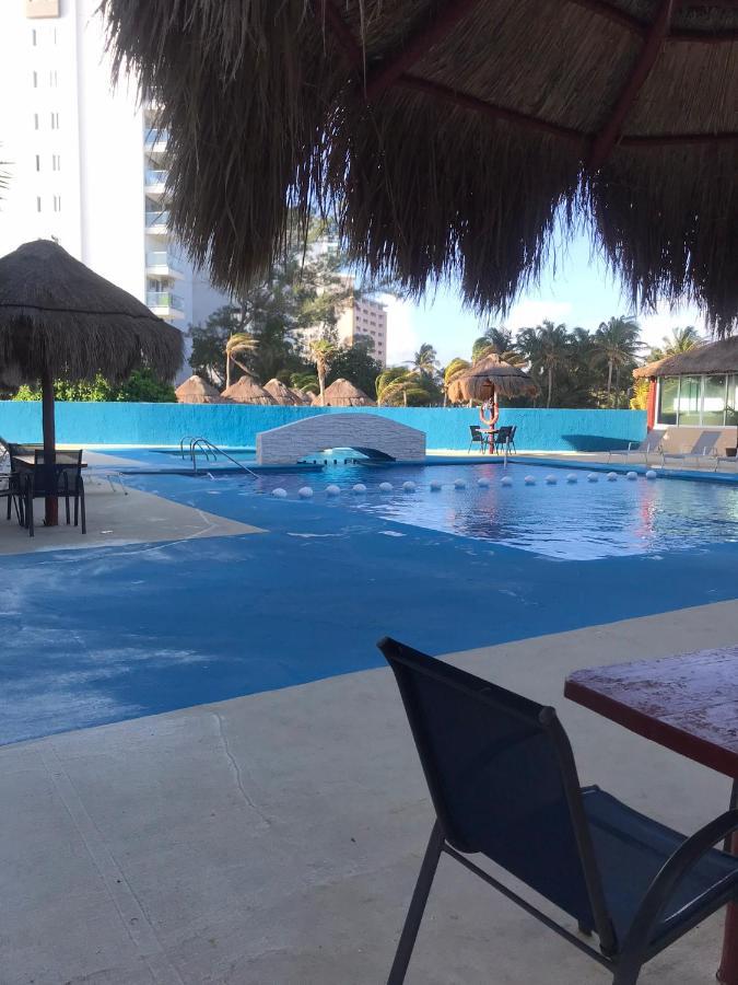 The Brisas Apartment Hideaway Κανκούν Εξωτερικό φωτογραφία